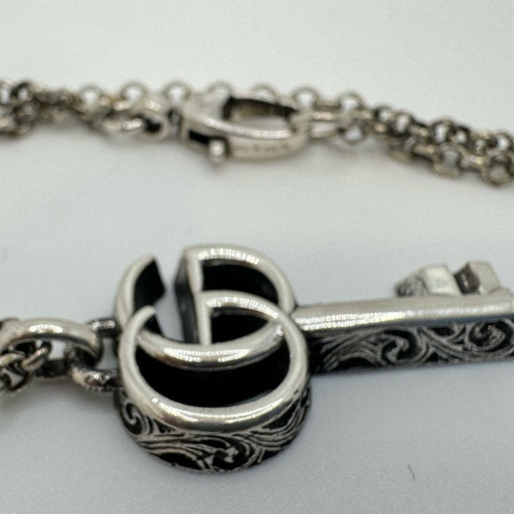 GUCCI Double G Key Necklace - Picture 14 of 15